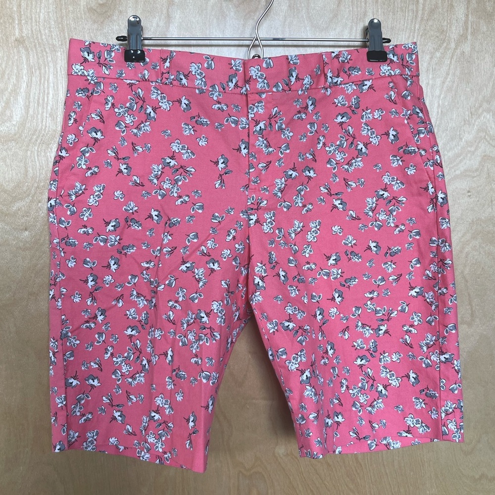 Banana Republic Floral Printed Chino Shorts Size 6
